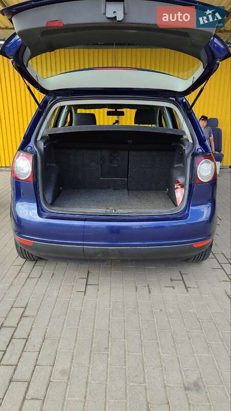Хэтчбек Volkswagen Golf Plus 2005 в Шепетовке