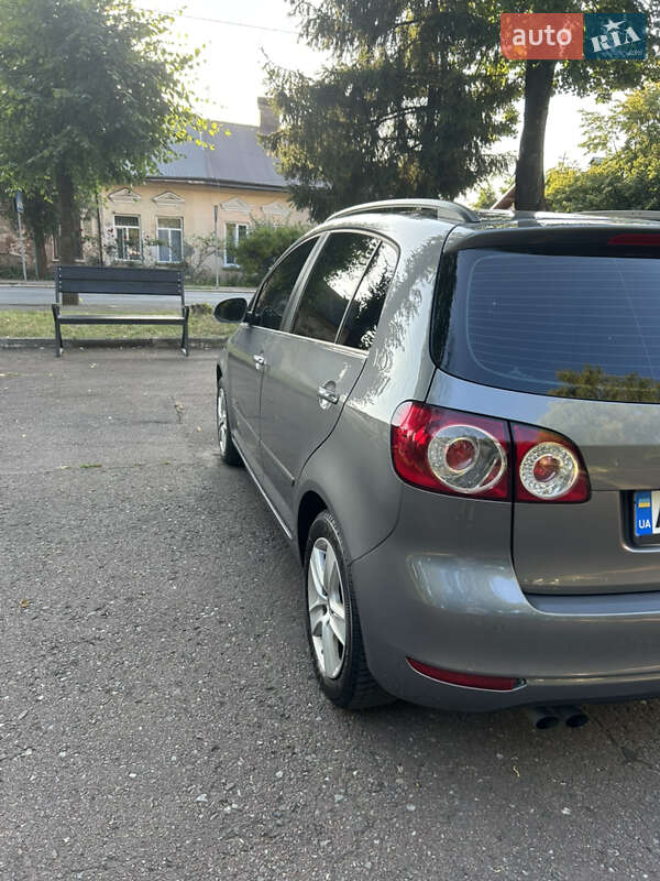 Хэтчбек Volkswagen Golf Plus 2009 в Калуше