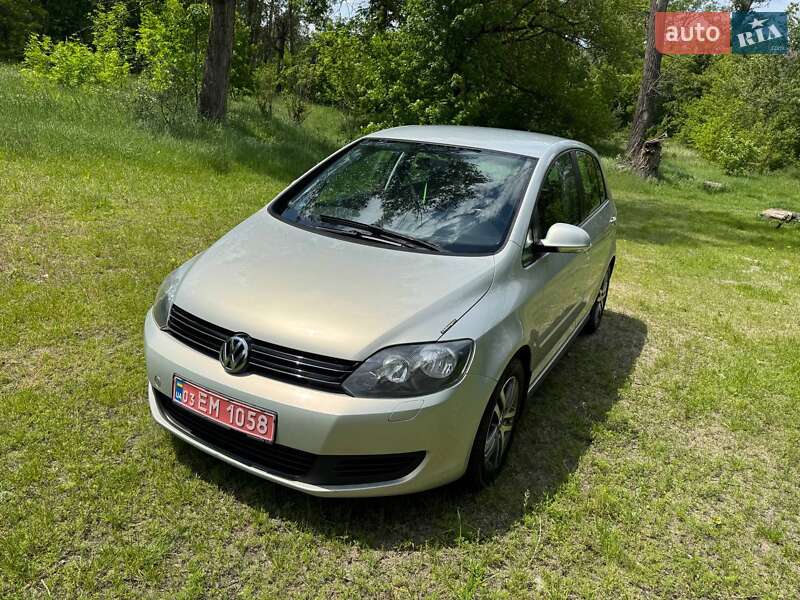 Хэтчбек Volkswagen Golf Plus 2010 в Полтаве фото 5 Хэтчбек Volkswagen Golf Plus 2010 в Полтаве