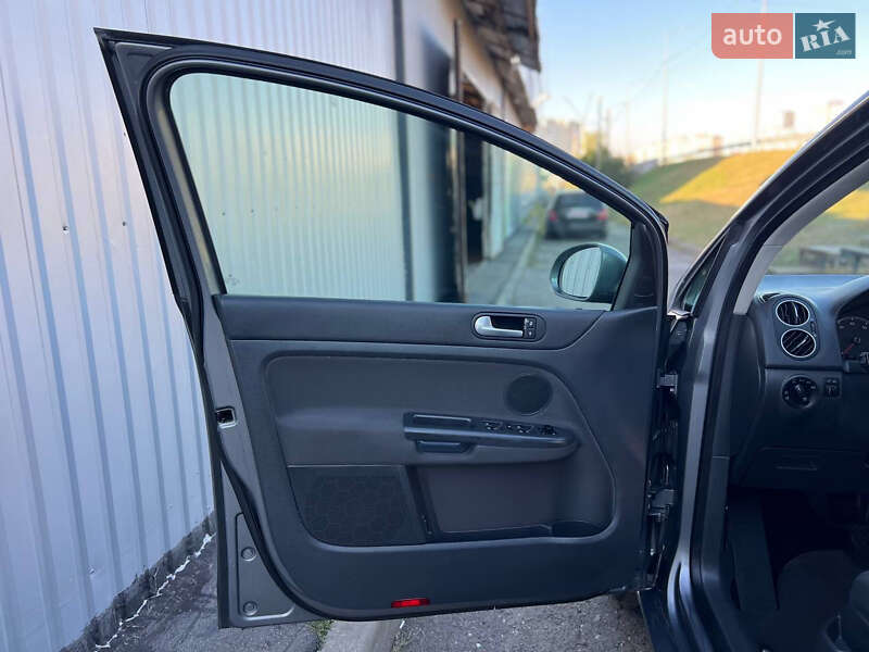 Хэтчбек Volkswagen Golf Plus 2008 в Киеве фото 18 Хэтчбек Volkswagen Golf Plus 2008 в Киеве