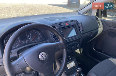 Хэтчбек Volkswagen Golf Plus 2006 в  фото 15 Хэтчбек Volkswagen Golf Plus 2006 в