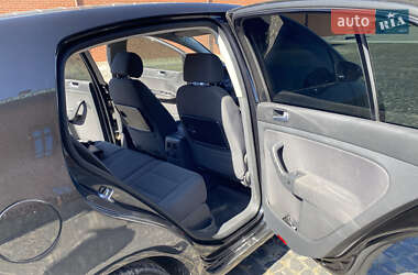 Хэтчбек Volkswagen Golf Plus 2006 в  фото 23 Хэтчбек Volkswagen Golf Plus 2006 в