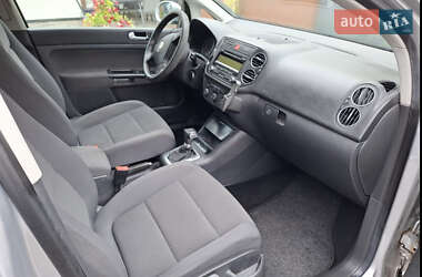 Хэтчбек Volkswagen Golf Plus 2008 в 