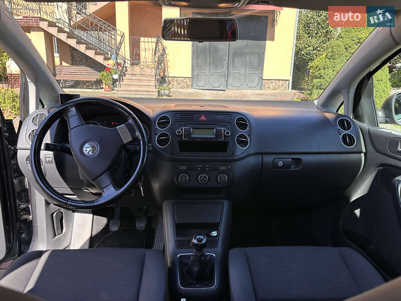 Хэтчбек Volkswagen Golf Plus 2009 в Дрогобыче