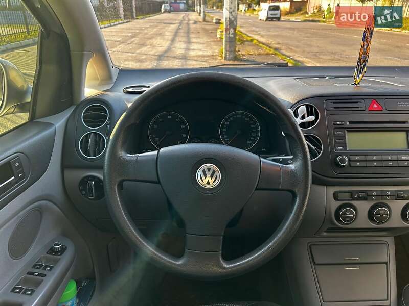 Хетчбек Volkswagen Golf Plus 2005 в Макарові