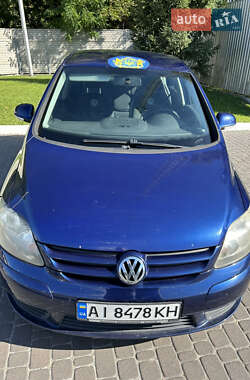 Хэтчбек Volkswagen Golf Plus 2006 в Обухове