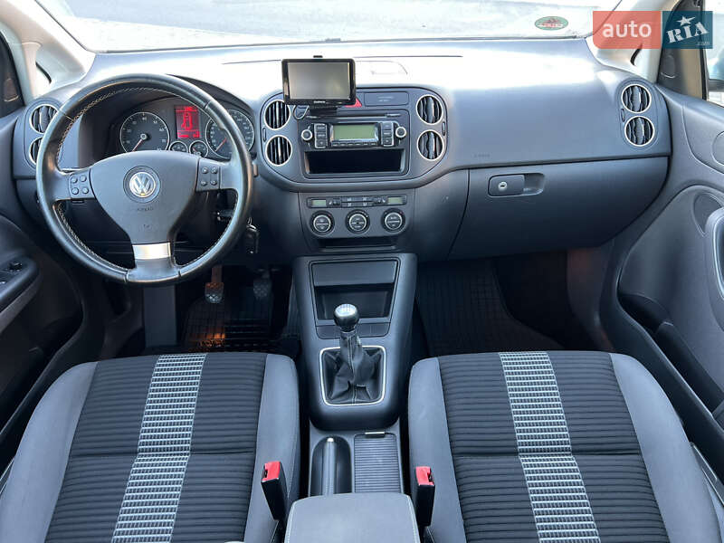 Хетчбек Volkswagen Golf Plus 2008 в Луцьку фото 9 Хетчбек Volkswagen Golf Plus 2008 в Луцьку
