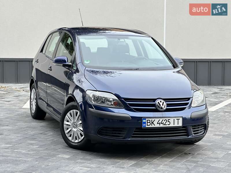 Хэтчбек Volkswagen Golf Plus 2005 в Ровно