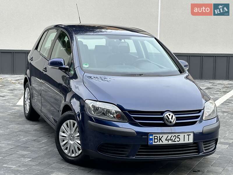 Хэтчбек Volkswagen Golf Plus 2005 в Ровно
