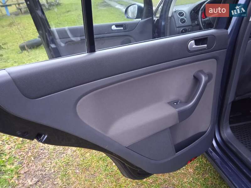 Хетчбек Volkswagen Golf Plus 2007 в Шполі фото 18 Хетчбек Volkswagen Golf Plus 2007 в Шполі