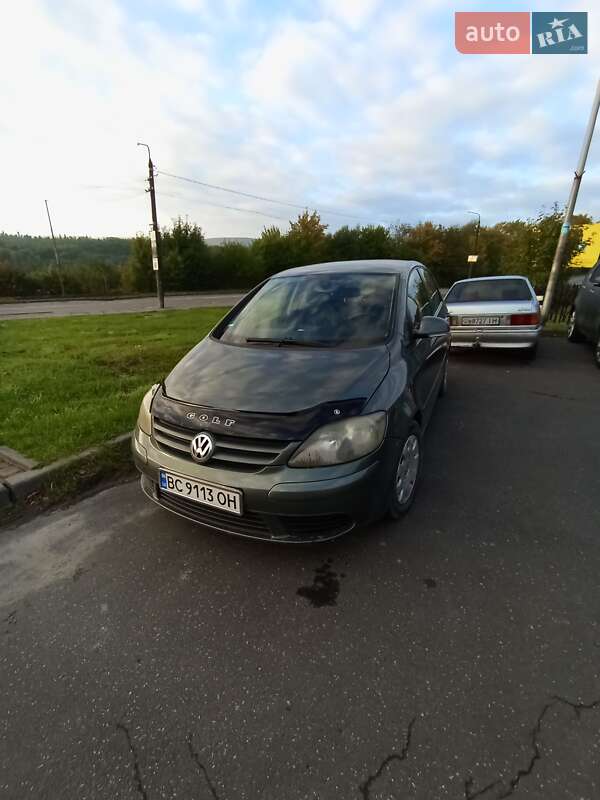 Хетчбек Volkswagen Golf Plus 2005 в Трускавці
