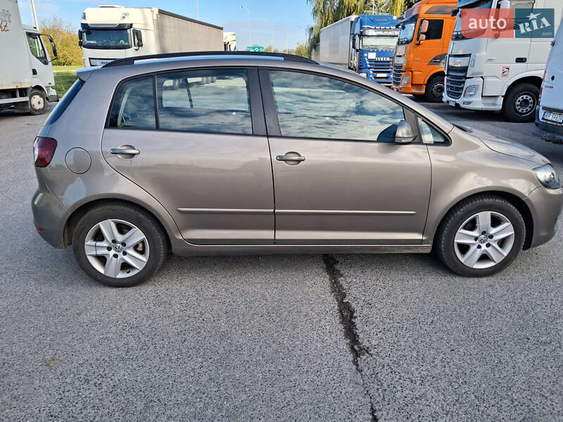 Хэтчбек Volkswagen Golf Plus 2010 в Львове фото 5 Хэтчбек Volkswagen Golf Plus 2010 в Львове