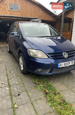 Хэтчбек Volkswagen Golf Plus 2007 в 