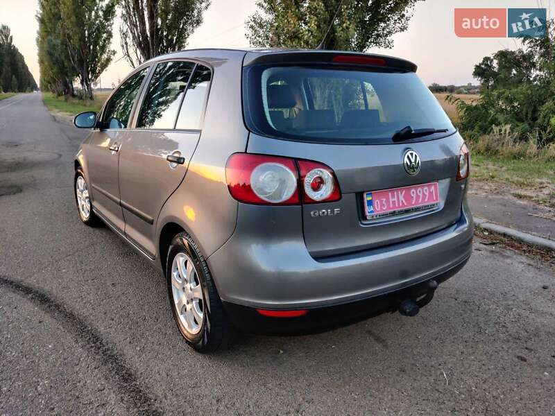 Хэтчбек Volkswagen Golf Plus 2006 в Барышевке