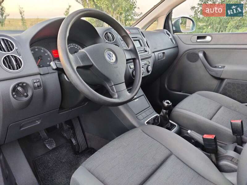 Хэтчбек Volkswagen Golf Plus 2006 в Барышевке