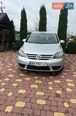 Хэтчбек Volkswagen Golf Plus 2005 в 