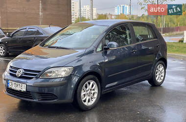 Хэтчбек Volkswagen Golf Plus 2005 в  фото 5 Хэтчбек Volkswagen Golf Plus 2005 в