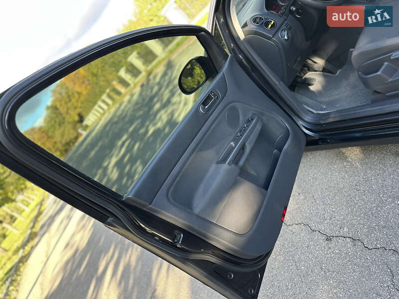 Хэтчбек Volkswagen Golf Plus 2005 в Умани