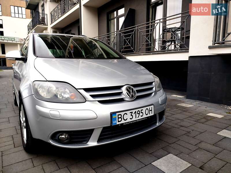 Хэтчбек Volkswagen Golf Plus 2007 в Сваляве фото 4 Хэтчбек Volkswagen Golf Plus 2007 в Сваляве