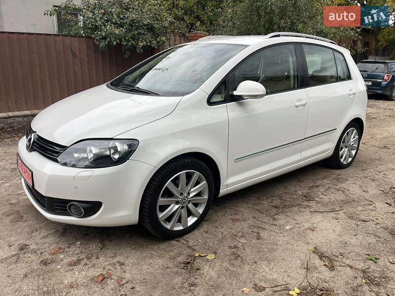 Хетчбек Volkswagen Golf Plus 2010 в Охтирці
