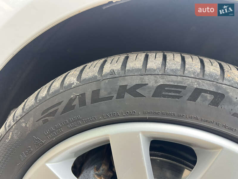 Хетчбек Volkswagen Golf Plus 2010 в Охтирці