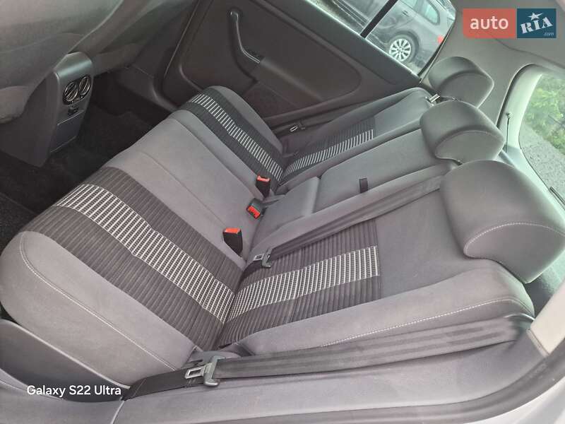 Хэтчбек Volkswagen Golf Plus 2007 в Луцке