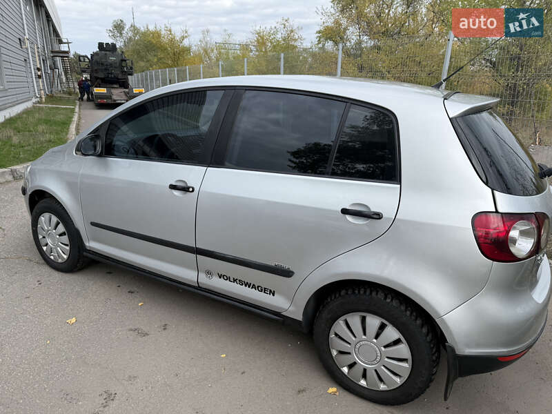 Хэтчбек Volkswagen Golf Plus 2007 в Днепре