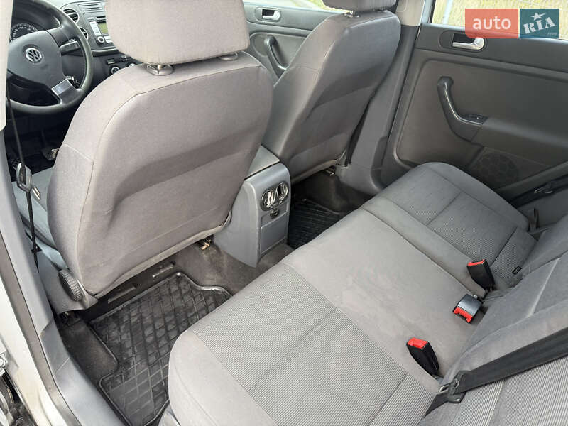 Хэтчбек Volkswagen Golf Plus 2007 в Днепре