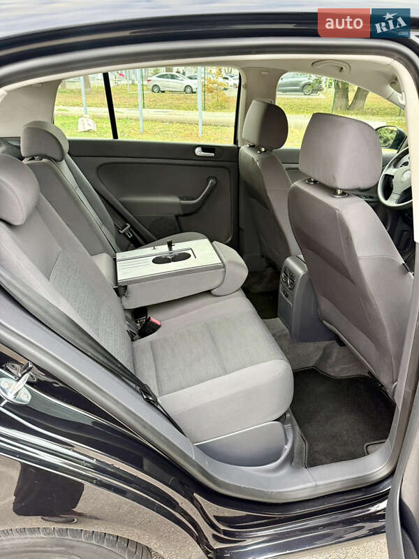 Хетчбек Volkswagen Golf Plus 2007 в Запоріжжі