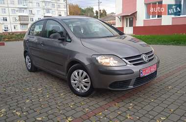 Хетчбек Volkswagen Golf Plus 2006 в Дубні
