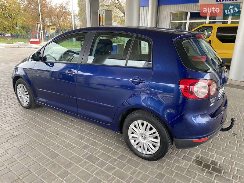 Хэтчбек Volkswagen Golf Plus 2006 в Николаеве