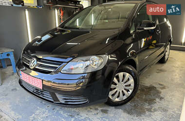 Хэтчбек Volkswagen Golf Plus 2006 в 
