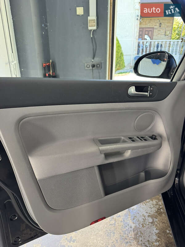 Хетчбек Volkswagen Golf Plus 2006 в Львові фото 21 Хетчбек Volkswagen Golf Plus 2006 в Львові