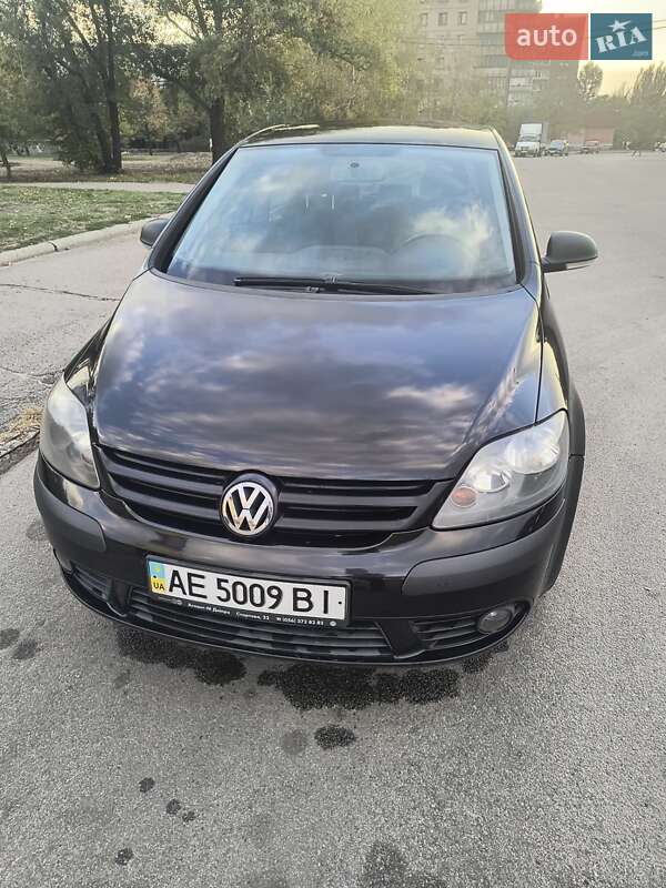 Хетчбек Volkswagen Golf Plus 2007 в Дніпрі