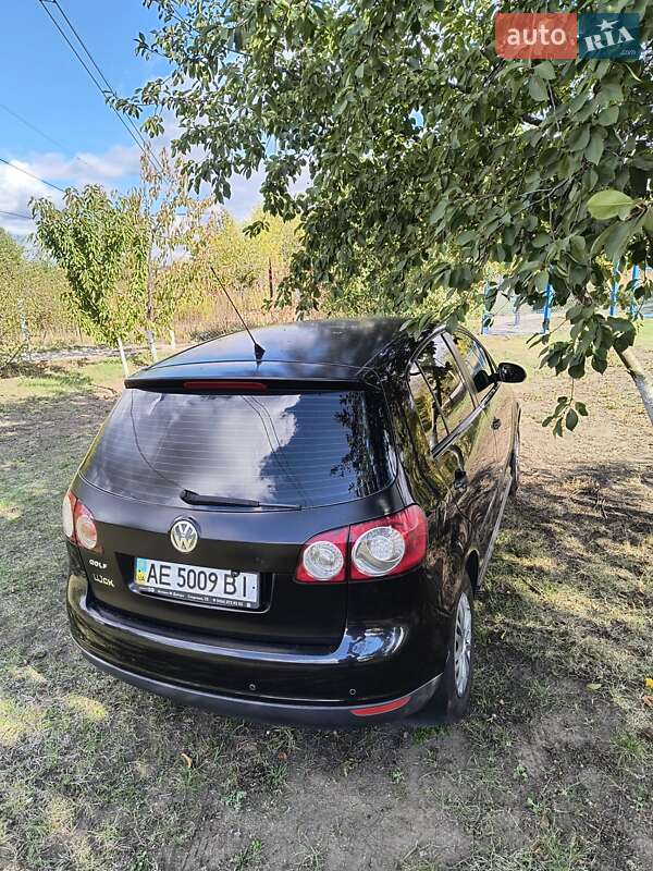 Хетчбек Volkswagen Golf Plus 2007 в Дніпрі