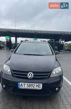 Хэтчбек Volkswagen Golf Plus 2008 в Делятине