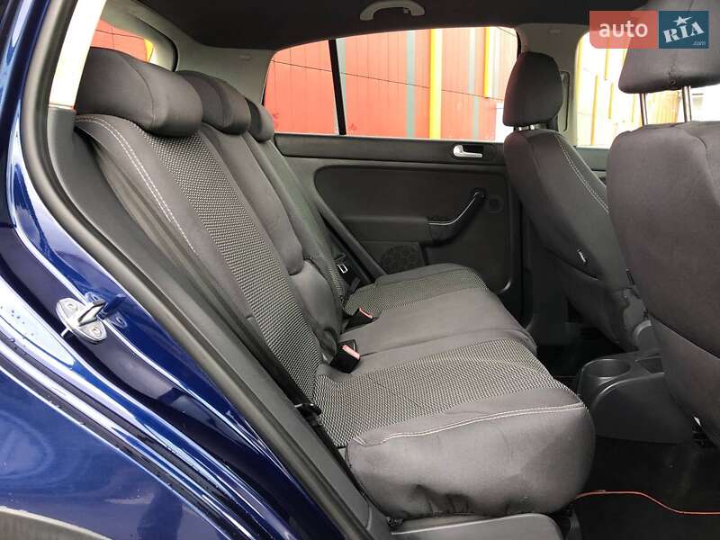 Хэтчбек Volkswagen Golf Plus 2006 в Киеве фото 9 Хэтчбек Volkswagen Golf Plus 2006 в Киеве