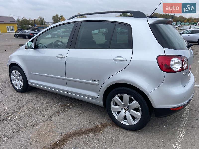 Хэтчбек Volkswagen Golf Plus 2009 в Ровно фото 16 Хэтчбек Volkswagen Golf Plus 2009 в Ровно