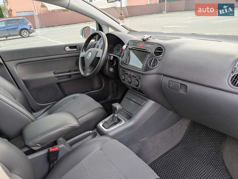 Хетчбек Volkswagen Golf Plus 2006 в Черкасах фото 9 Хетчбек Volkswagen Golf Plus 2006 в Черкасах