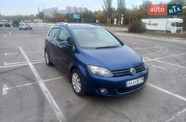 Хэтчбек Volkswagen Golf Plus 2010 в Киеве