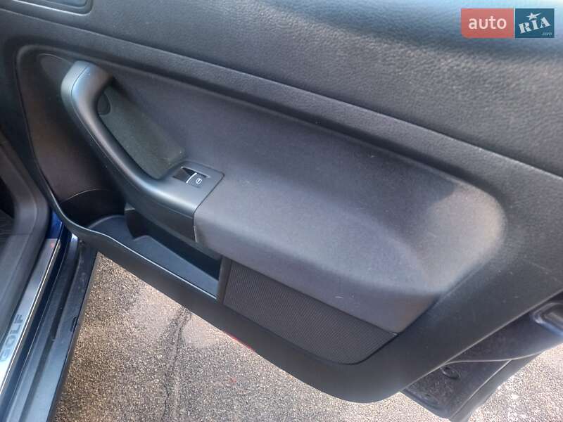 Хэтчбек Volkswagen Golf Plus 2010 в Киеве фото 17 Хэтчбек Volkswagen Golf Plus 2010 в Киеве