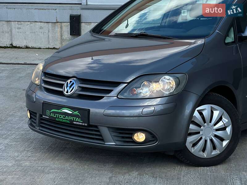 Хэтчбек Volkswagen Golf Plus 2006 в Киеве