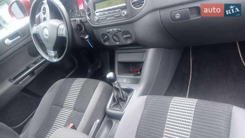 Хетчбек Volkswagen Golf Plus 2009 в Полтаві фото 4 Хетчбек Volkswagen Golf Plus 2009 в Полтаві