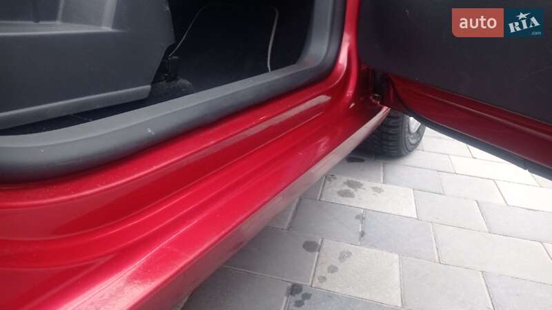 Хетчбек Volkswagen Golf Plus 2009 в Полтаві фото 10 Хетчбек Volkswagen Golf Plus 2009 в Полтаві