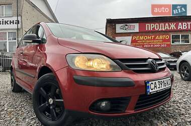 Хэтчбек Volkswagen Golf Plus 2008 в Смеле
