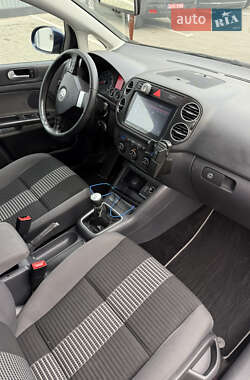 Хэтчбек Volkswagen Golf Plus 2008 в 