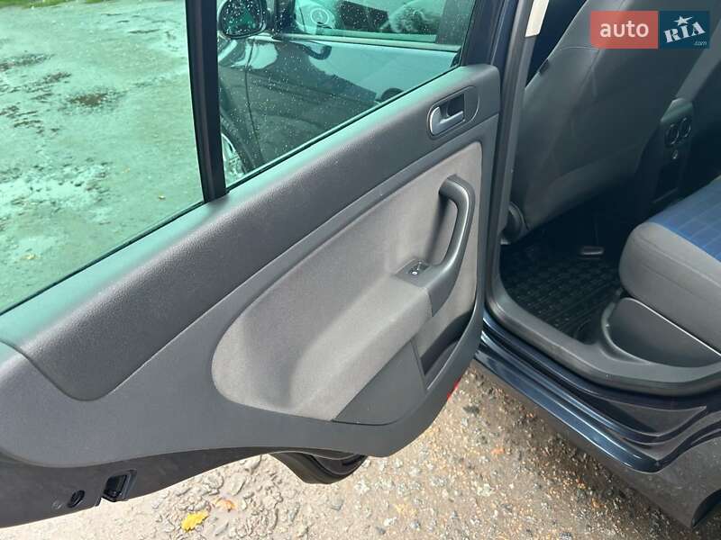 Хэтчбек Volkswagen Golf Plus 2007 в Казатине фото 16 Хэтчбек Volkswagen Golf Plus 2007 в Казатине