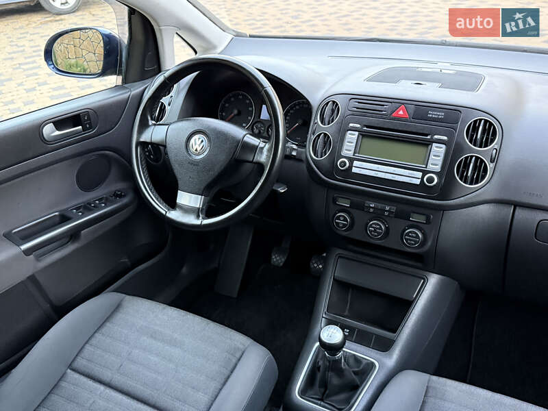 Хэтчбек Volkswagen Golf Plus 2007 в Могилев-Подольске фото 70 Хэтчбек Volkswagen Golf Plus 2007 в Могилев-Подольске