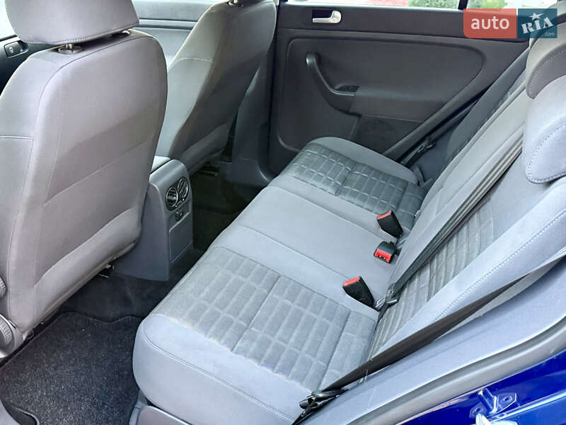 Хэтчбек Volkswagen Golf Plus 2007 в Могилев-Подольске фото 74 Хэтчбек Volkswagen Golf Plus 2007 в Могилев-Подольске