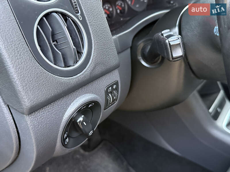 Хэтчбек Volkswagen Golf Plus 2007 в Могилев-Подольске фото 83 Хэтчбек Volkswagen Golf Plus 2007 в Могилев-Подольске